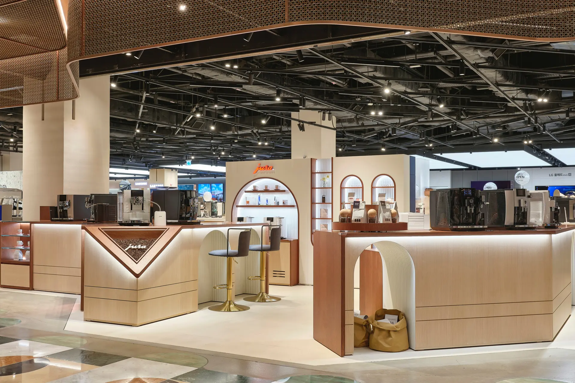 신세계백화점 강남점 매장 전경